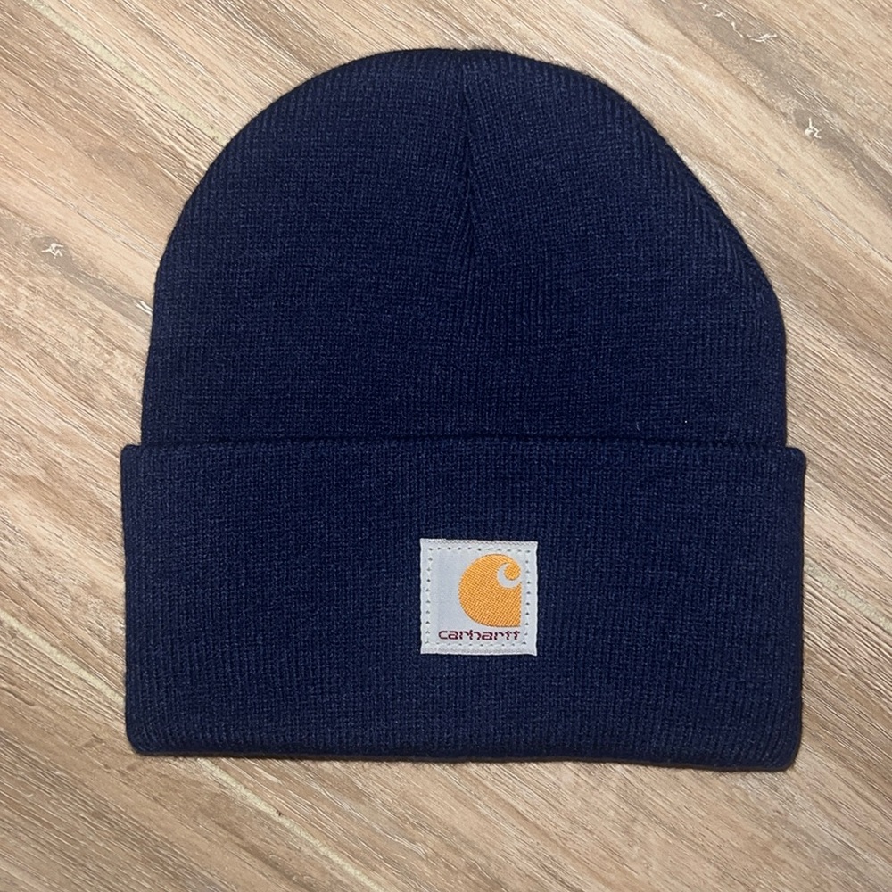 NWOT youth carhartt beanie